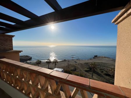 Duplex Penthouse for rent in Torrox Costa - Photo 5