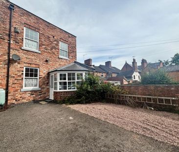 4 bedroom townhouse to rent - Photo 3