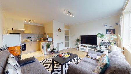 1 bedroom flat to rent - Photo 2