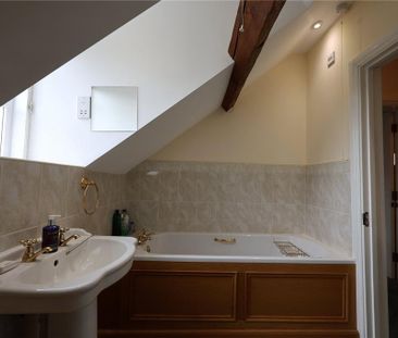 2 bedroom apartment to rent - Photo 6