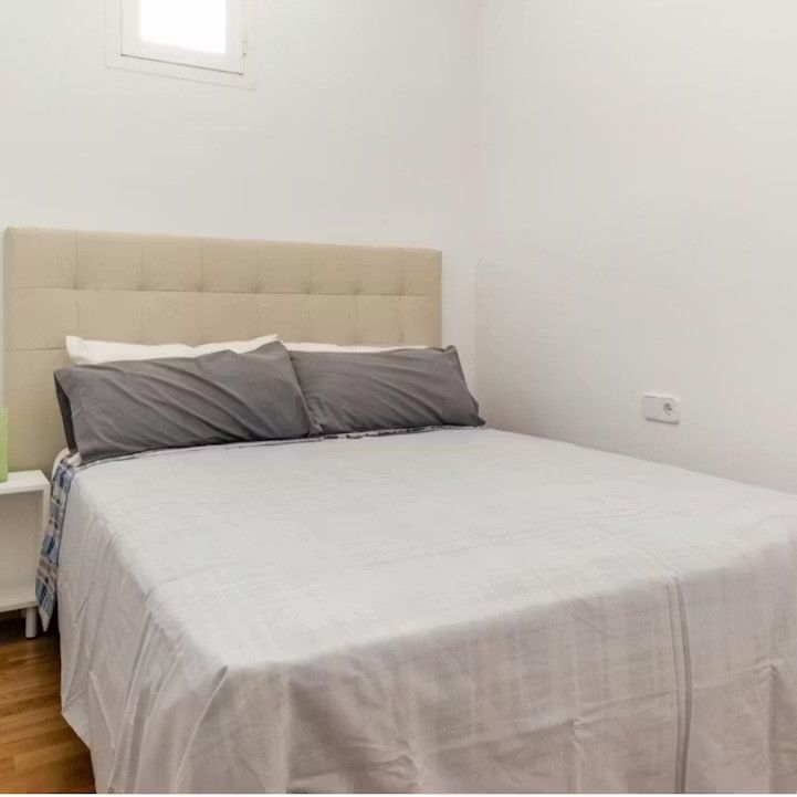 Calle de Lavapiés, Madrid, Community of Madrid 28012 - Foto 1