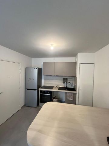 Location Appartement 2 pièces 40m² ST ANDRE LEZ LILLE 59350 - Photo 2