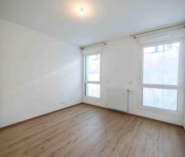 Location Appartement 3 pièces 71m² CHAMBERY 73000 - Photo 6