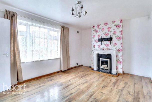 3 bedroom end of terrace house to rent - Photo 1