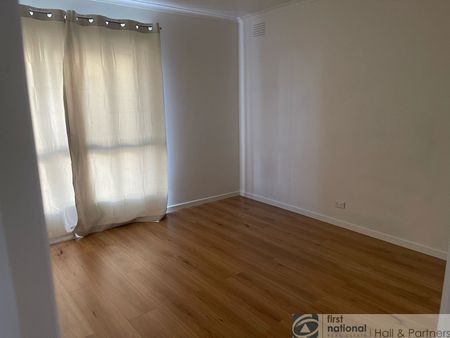 2 / 7 Vera Court, Dandenong - Photo 3