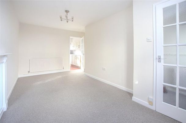 2 bedroom terraced house to rent - Photo 1