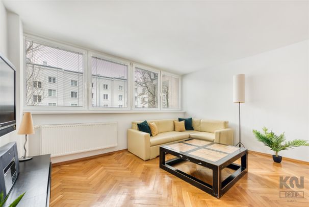 Łódź, Śródmieście, 10 Lutego - Фото 1