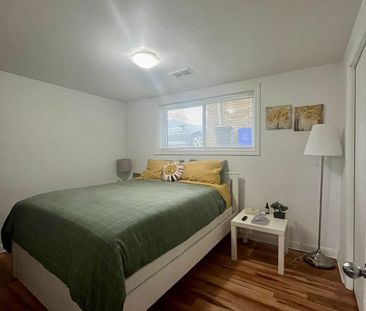 For Lease - 8 Carlotta Avenue Unit# B, Vanier and Kingsview Park, O... - Photo 4