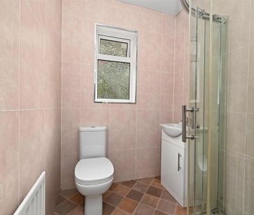 57 Dunraven Park, Belfast, BT5 6BS - Photo 6