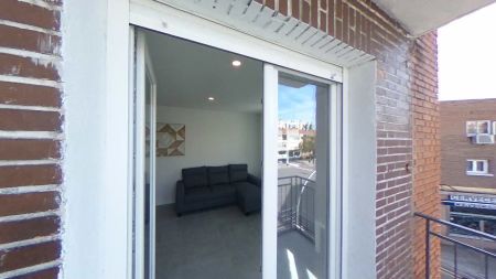 Piso de alquiler en Avenida de Logroño, Casco Histórico de Barajas - Photo 3