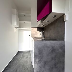 Location Appartement 1 pièce 22m² - Photo 2