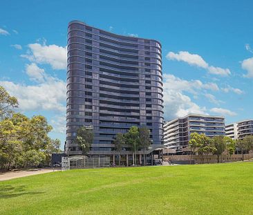 Near New 1 bedroom apartment plus sunny room with stunning views, in the heart of Hurstville for lease - Photo 3