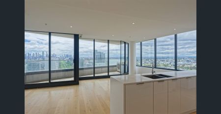 Modern Living with Stunning Ocean, Park & City Views – 2 Bed, 2 Bath, 2 Parking (Stacker) - Photo 3