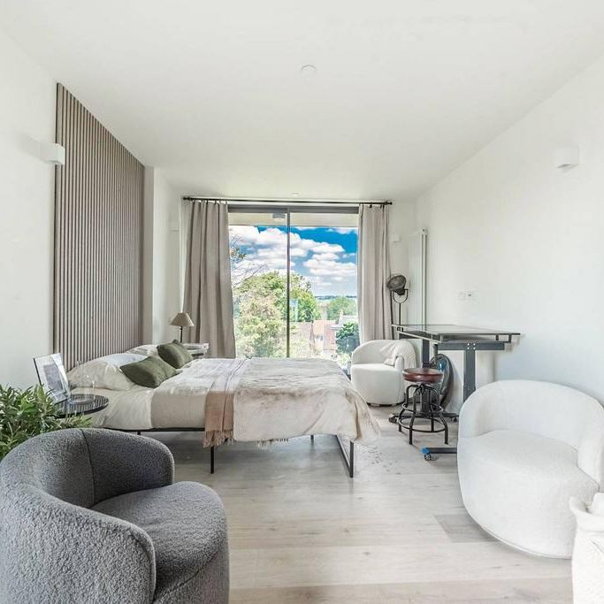 Studio to rent - Photo 1