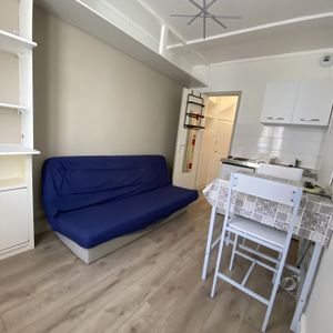 STUDIO MEUBLÉ QUARTIER SAINT HONORÉ - TOUTES CHARGES COMPRISES - Photo 2