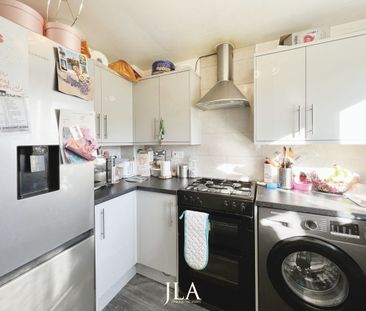 2 bed terraced house to rent in Hayden Avenue, Leicester, LE2 - Photo 2