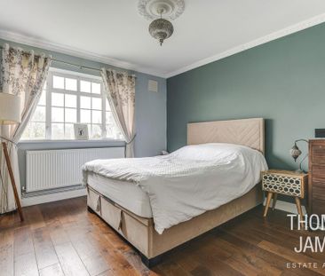 3 bedroom flat to rent - Photo 4