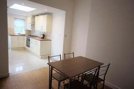 12 Columbia Street, Belfast, BT13 3HL - Photo 3