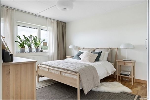 Solvarvsgatan 91 - Photo 1