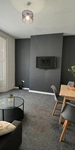 6 bedroom house of multiple occupation to rent - Photo 4