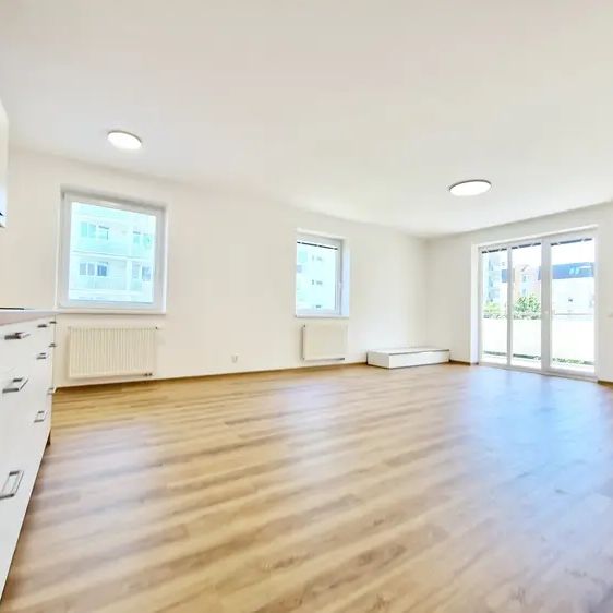 Pronájem bytu 2+kk Olomouc, Peškova - Photo 1