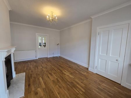 3 bedroom semi-detached house to rent - Photo 2