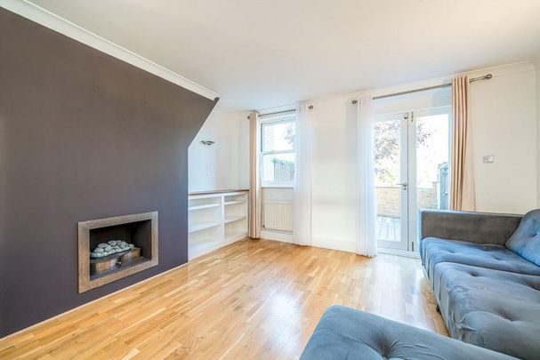 2 bedroom terraced house to rent - Photo 1