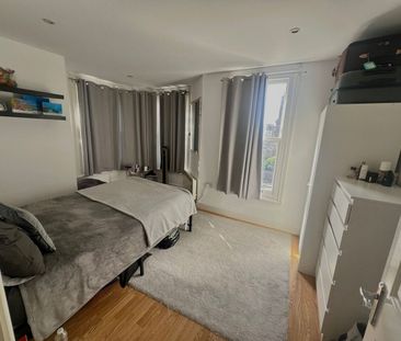 1 Bed Flat, Wavertree Road, SW2 - Photo 3