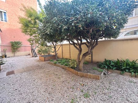 Location Appartement Meublé - Photo 2