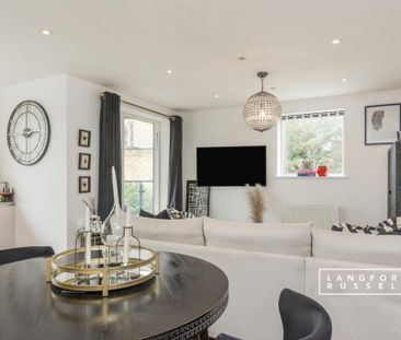 2 bedroom flat to rent - Photo 4