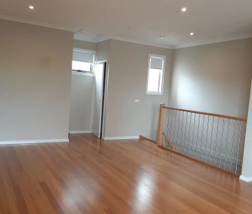 Two Bedroom Townhouse - Photo 2