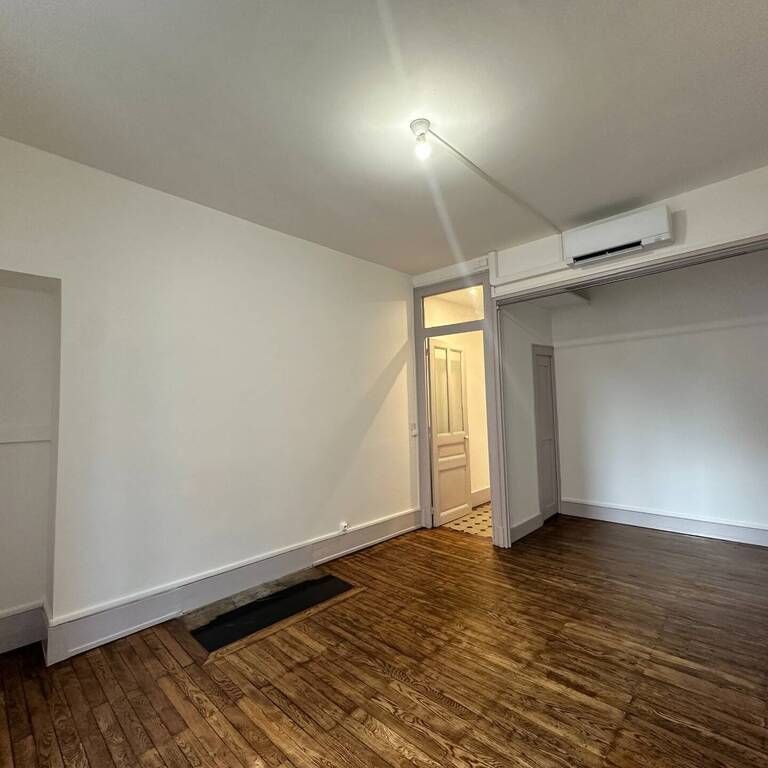 Location Appartement 2 pièces 48m² GRENOBLE 38000 - Photo 1