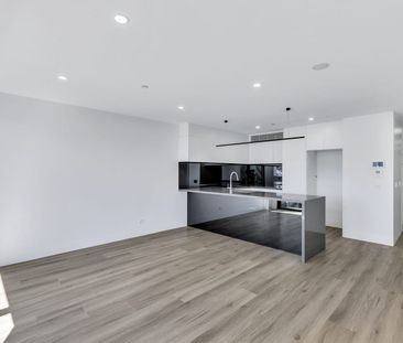 Brand new and spacious 1 bedroom apartment - Photo 3