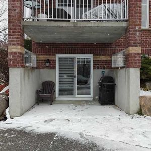 Condo 4 1/2 à Louer, Bromont - Photo 2