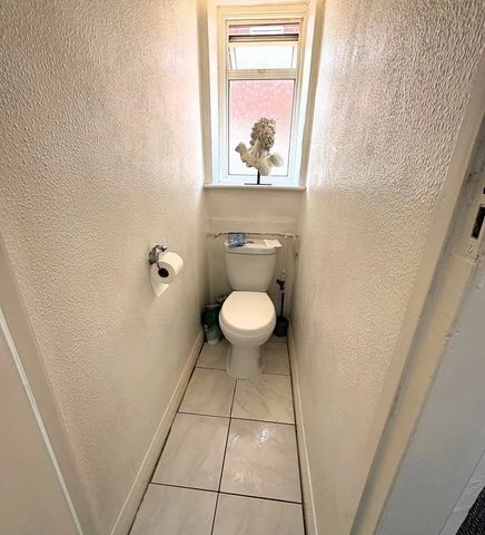 Barnhill Road, Hayes, UB4 9AP - Photo 5