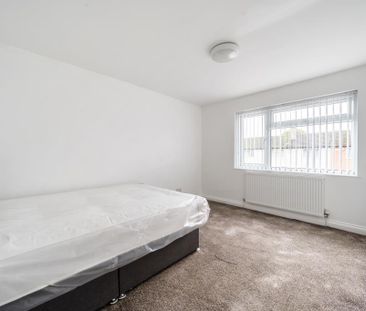 5 bedroom terraced house to rent - Photo 1