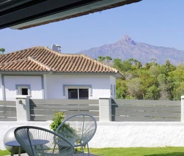 4 bedroom luxury Villa for rent in Nueva Andalucia, Andalusia - Photo 4