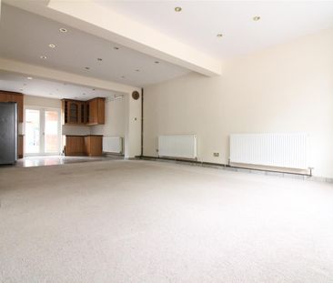 Fern Lane, Hounslow - Photo 2