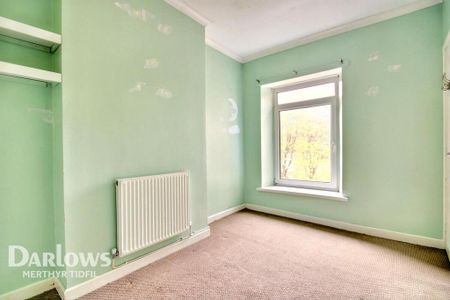 2 bedroom end of terrace house to rent - Photo 3