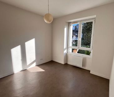 TYPE II - PROMENADE DES COURS - Photo 4