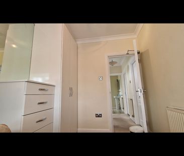 Room in a Shared House, Gurney Road, SO15 - Photo 4