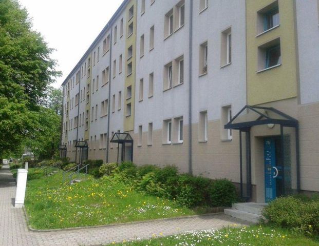 3-Raum-Wohnung mit Balkon auf dem Kapellenberg - Photo 1