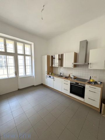 EXKLUSIVE ALTBAUWOHNUNG MIT 2 BALKONEN UND TRAUMBLICK ÜBER WIEN – 258 m² IN BESTLAGE DES 4. BEZIRKS UNBEFRISTET ZU MIETEN! - Foto 5
