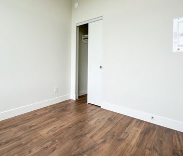 Stunning 22nd Floor Corner Unit With Panoramic Views In The Brewery... - Photo 6