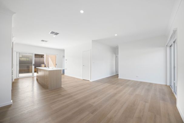 1 Amity Crescent, Thrumster NSW 2444 - House For Rent | Domain - Photo 1