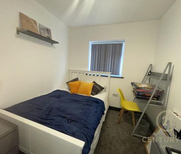 1 bedroom in a house share to rent - Photo 4