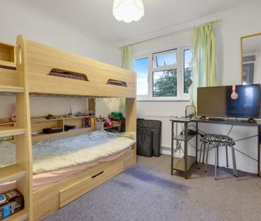 Kirkham Road, London - Photo 5