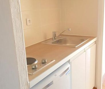 Studio 23.1 m², kitchenette équipée, avec balcon. - Photo 3