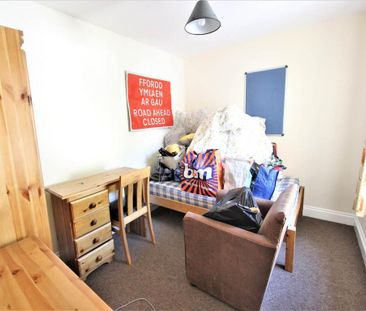 6 bedroom house to rent - Photo 2