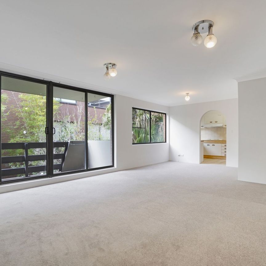 111/141-147 Cook Road, Centennial Park - Photo 1